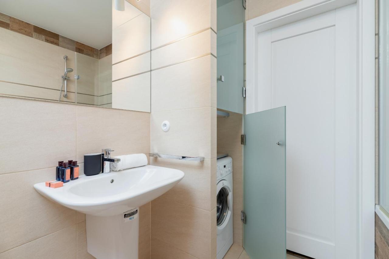 Politechnika Krakowska Apartment By Renters Prestige Kültér fotó